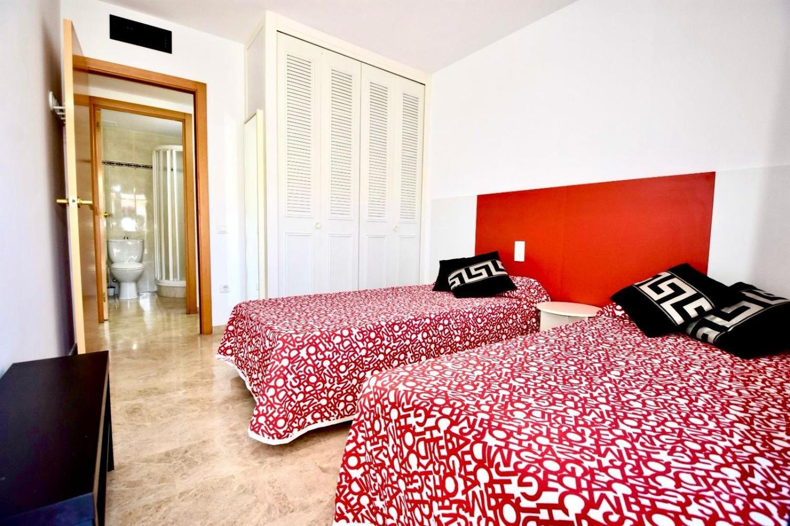 Apartment Ventura Park A-5 *